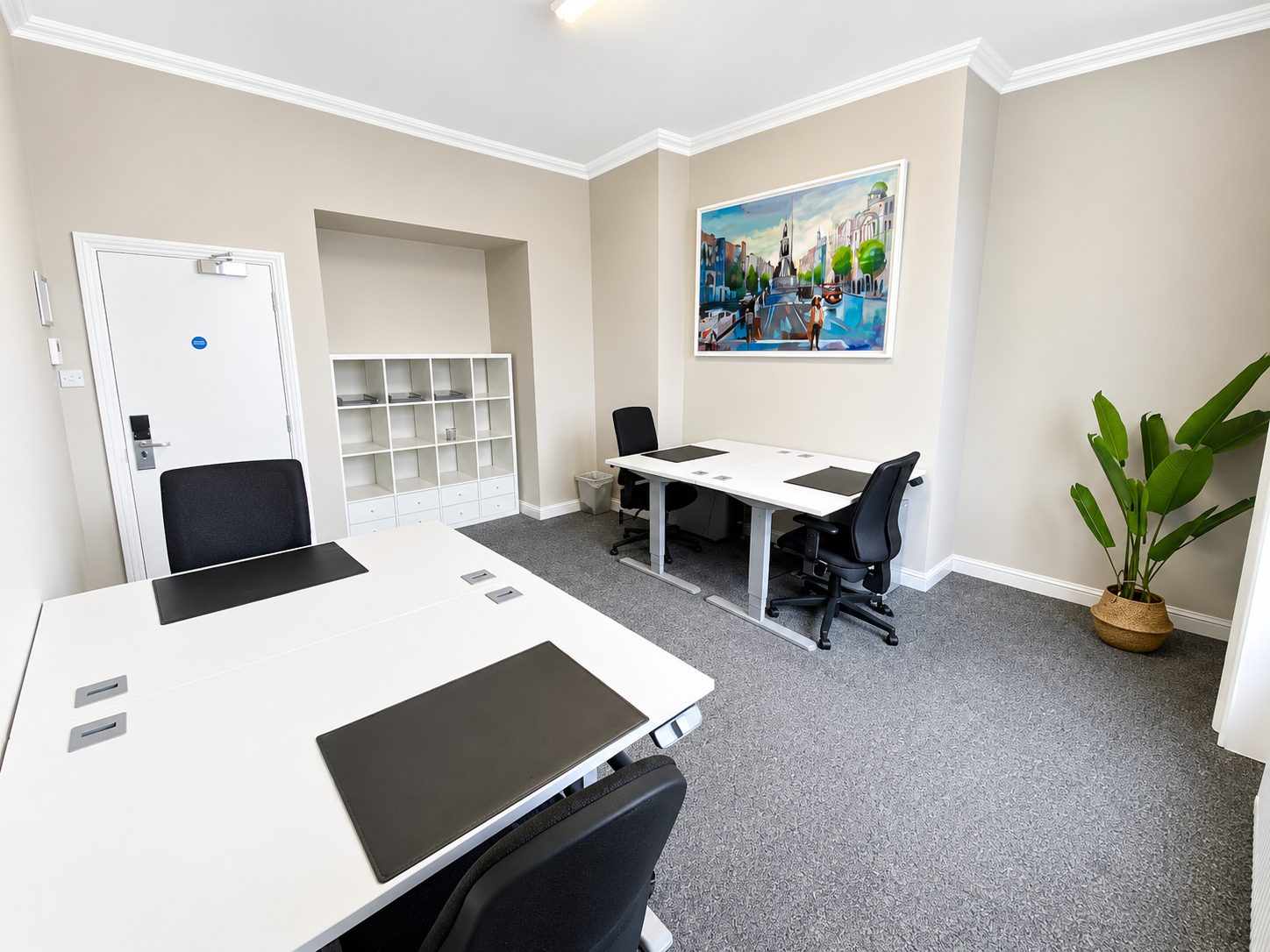 Prosperity 19 - 23 Lower Baggot St. photo 3