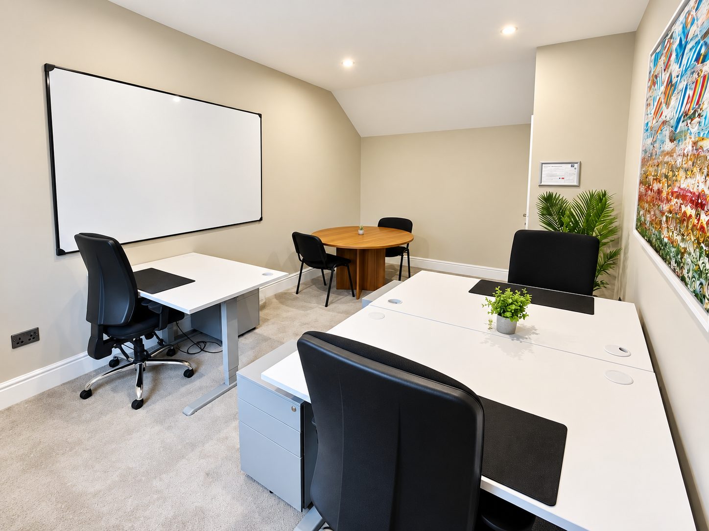 Suite 16 photo 2